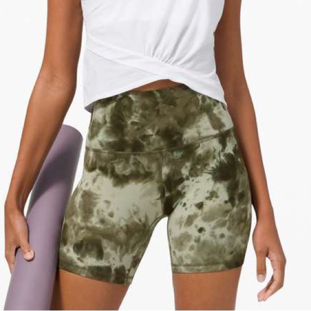 Tie dye lulu biker shorts